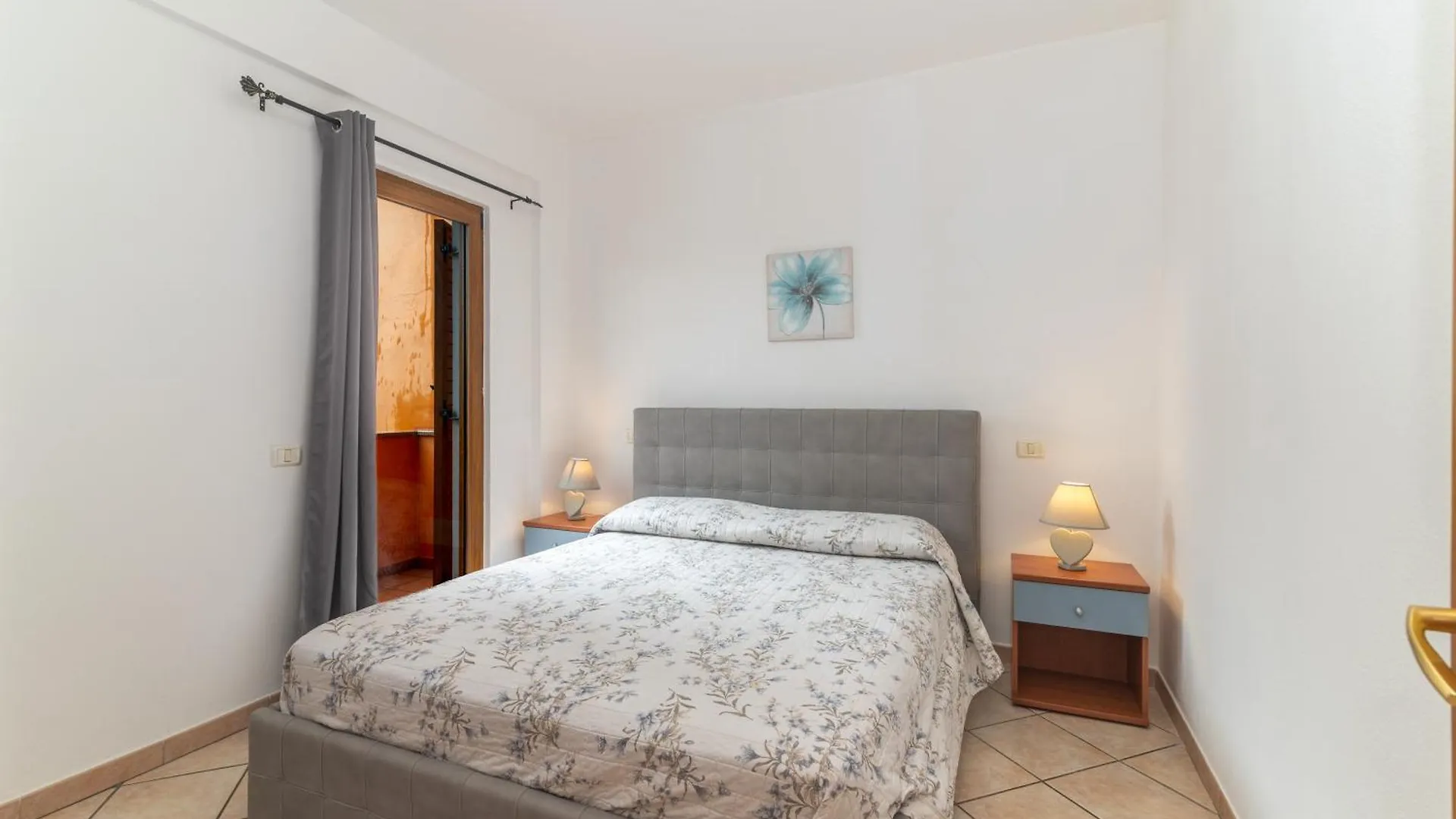 Guest House In The Center Of Olbia Apartment