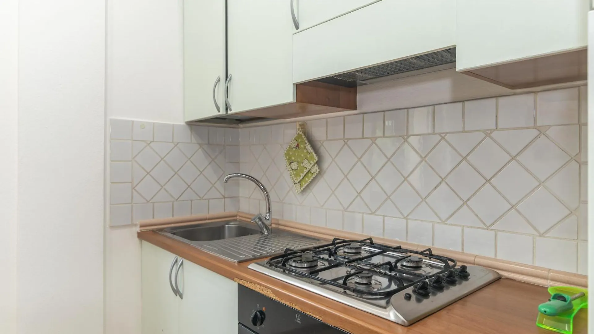 Guest House In The Center Of Olbia